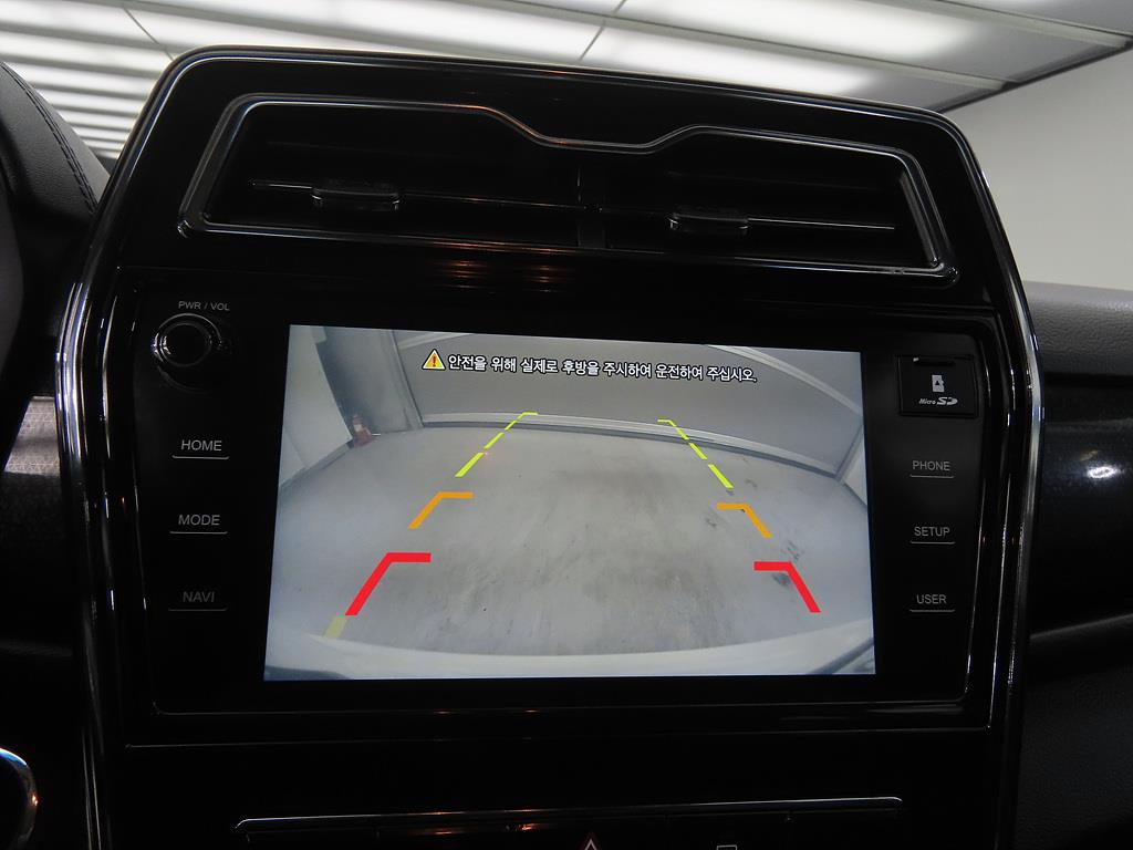 Ssangyong Tivoli 2022 Blanco - Importación desde Corea - HF Imports Iquique - Foto 14