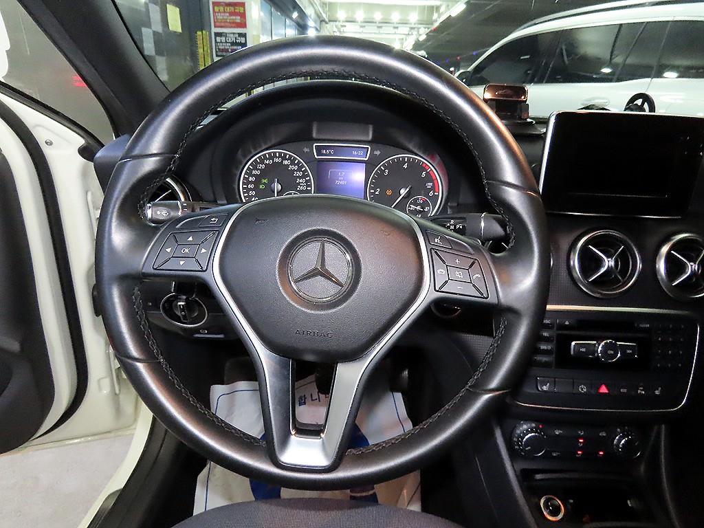 Mercedes Benz A Class - Vista 8