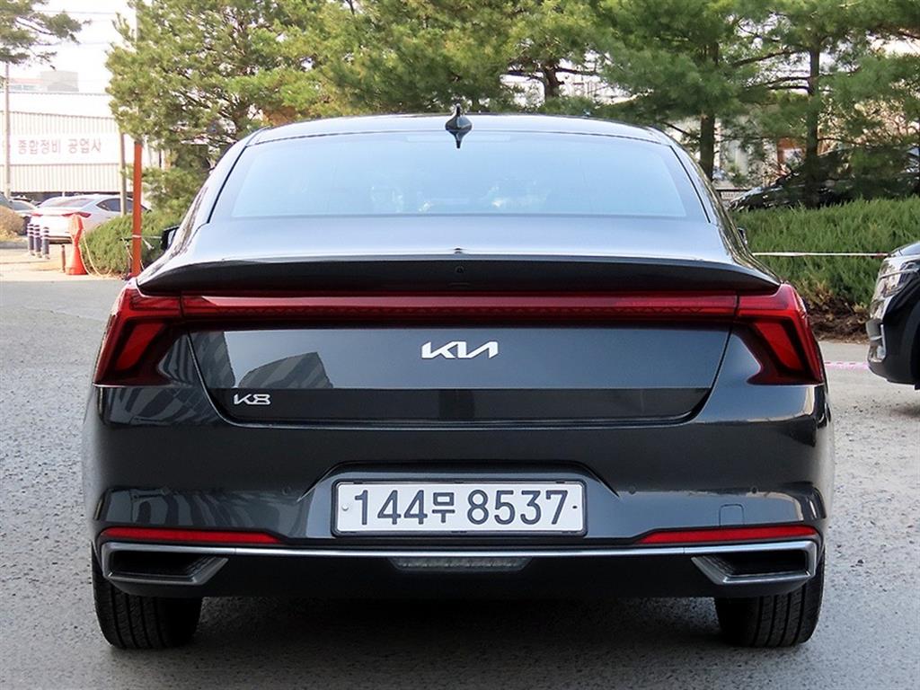 KIA K8 - Vista 4