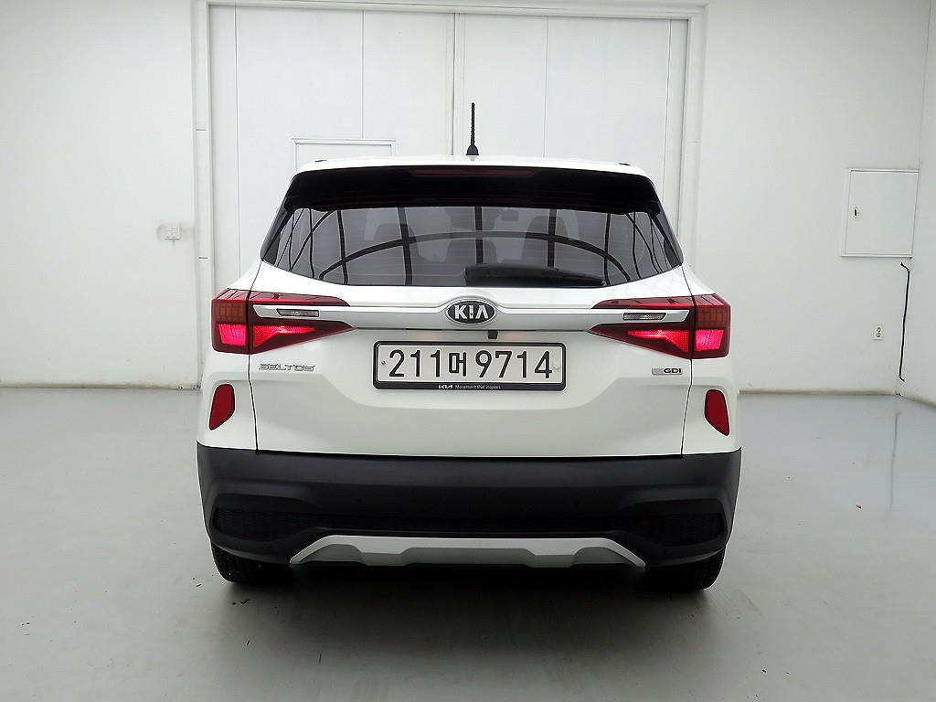 KIA Seltos - Vista 3