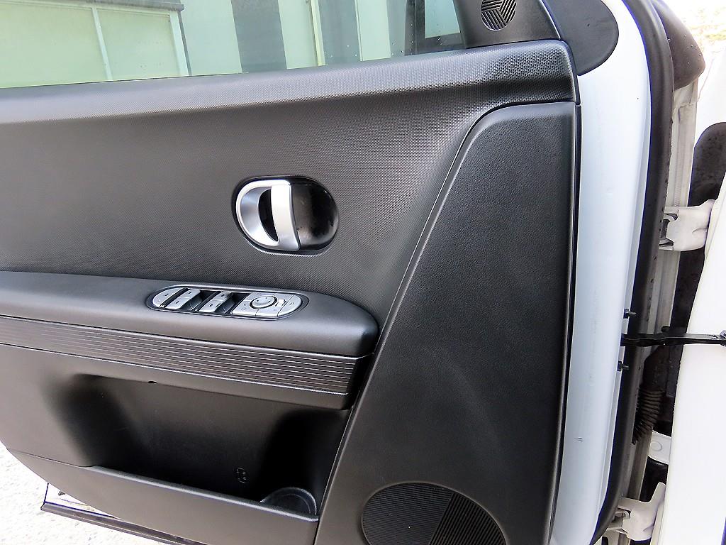 HYUNDAI Ioniq 5 - Vista 11