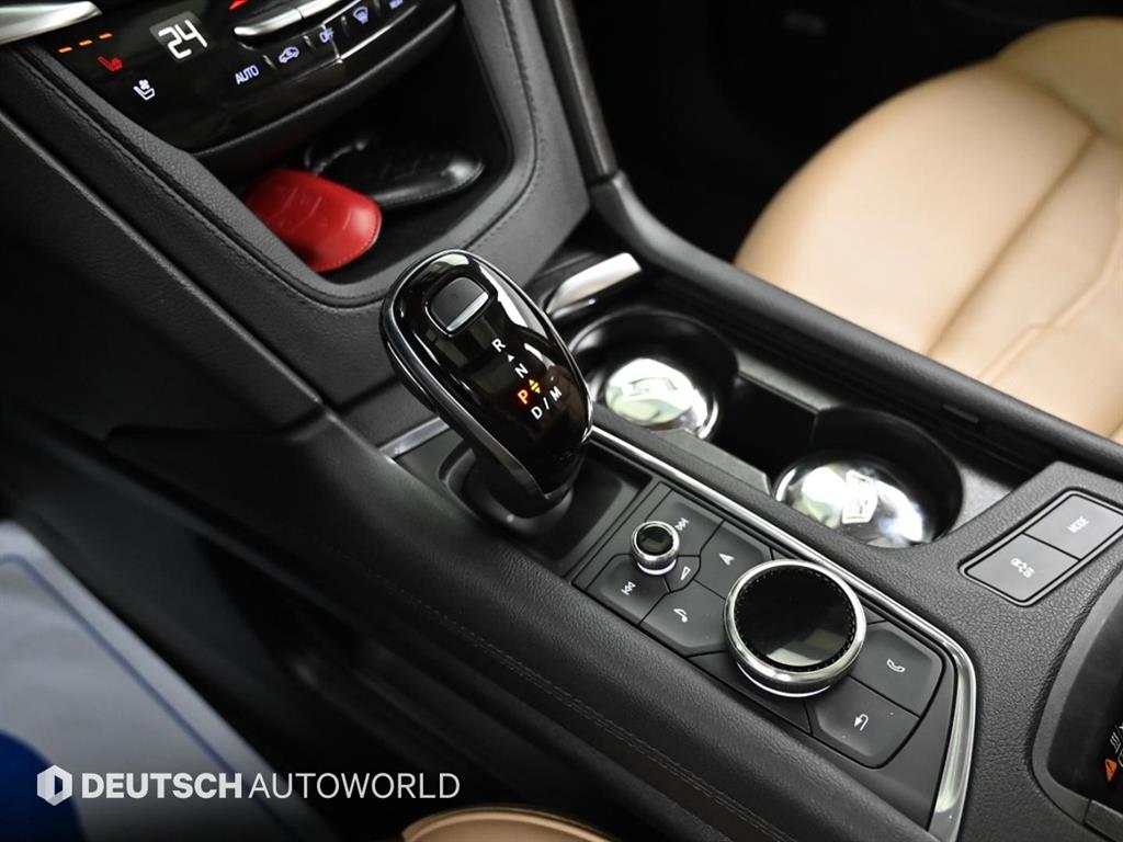 Cadillac XT6 - Vista 8