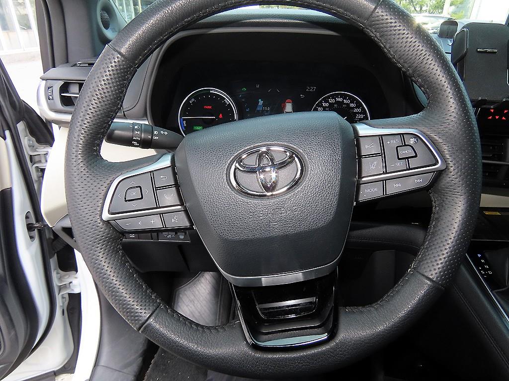 Toyota Siena - Vista 9