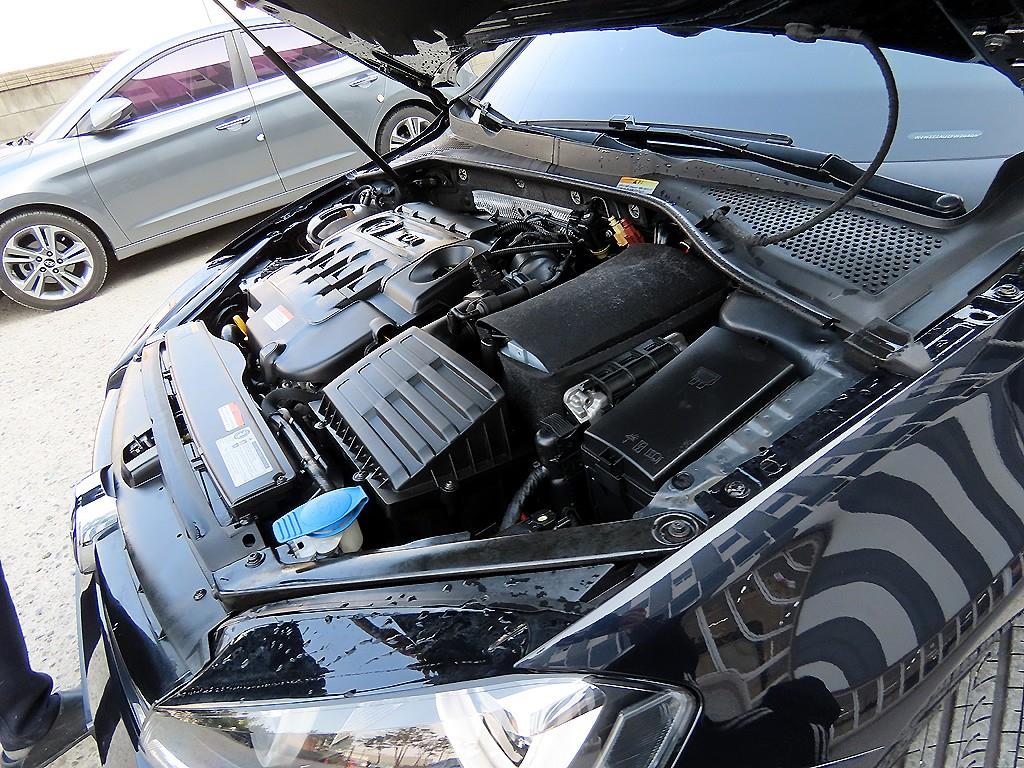 Volkswagen Golf 2015 Negro - Importación desde Corea - HF Imports Iquique - Foto 19