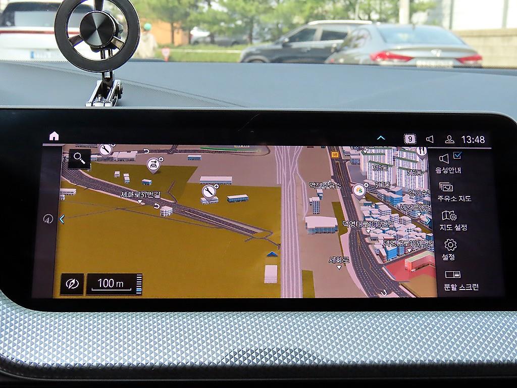 BMW 1 series 2022 Negro - Importación desde Corea - HF Imports Iquique - Foto 13