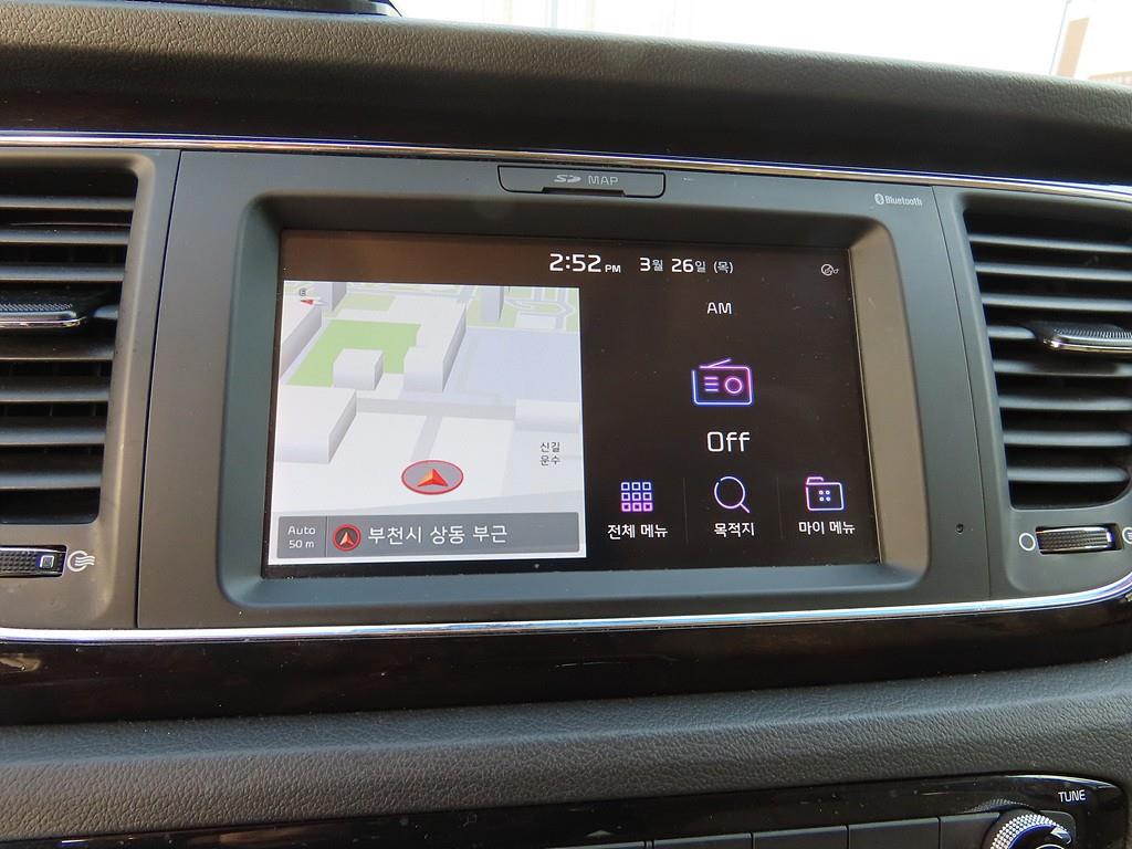 KIA Carnival - Vista 11