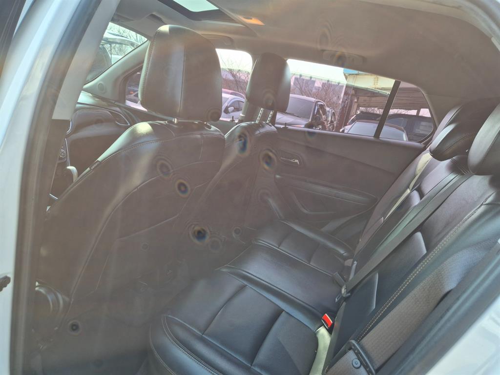 Chevrolet Trax - Vista 11