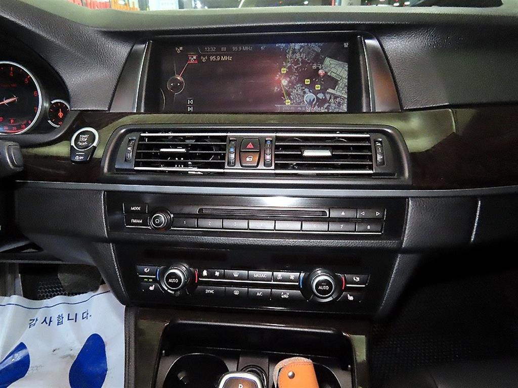 BMW 5 Series - Vista 11