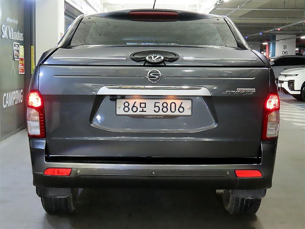 Ssangyong Korando - Vista 5