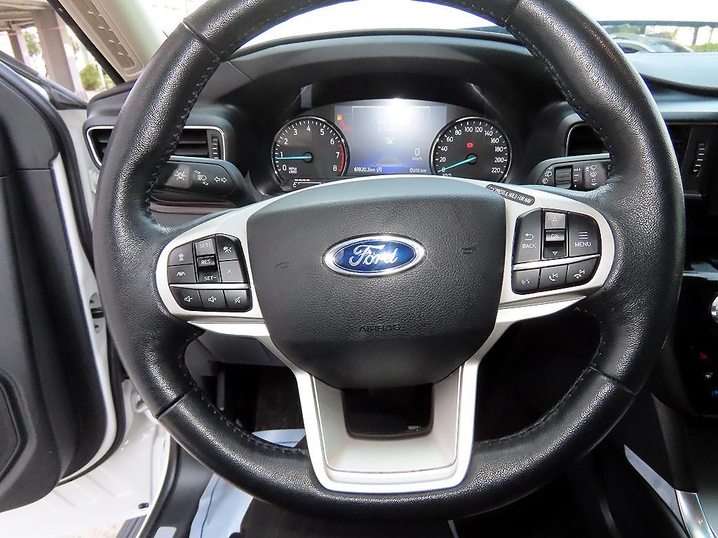 Ford Explorer - Vista 8