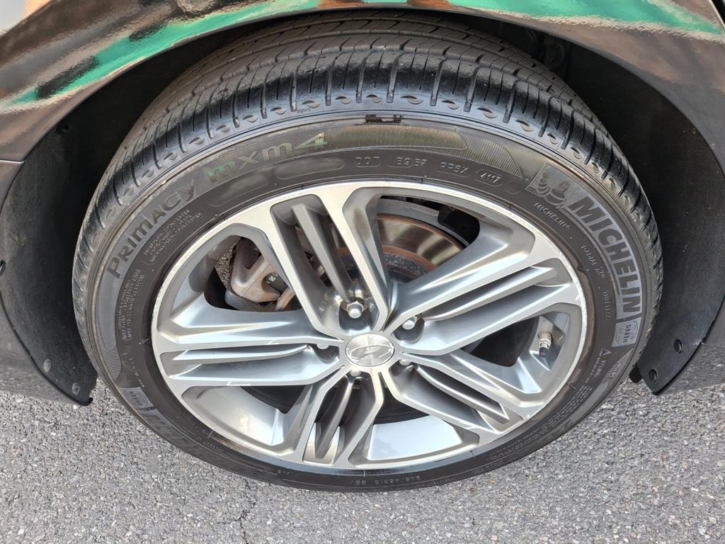 HYUNDAI Grandeur - Vista 7