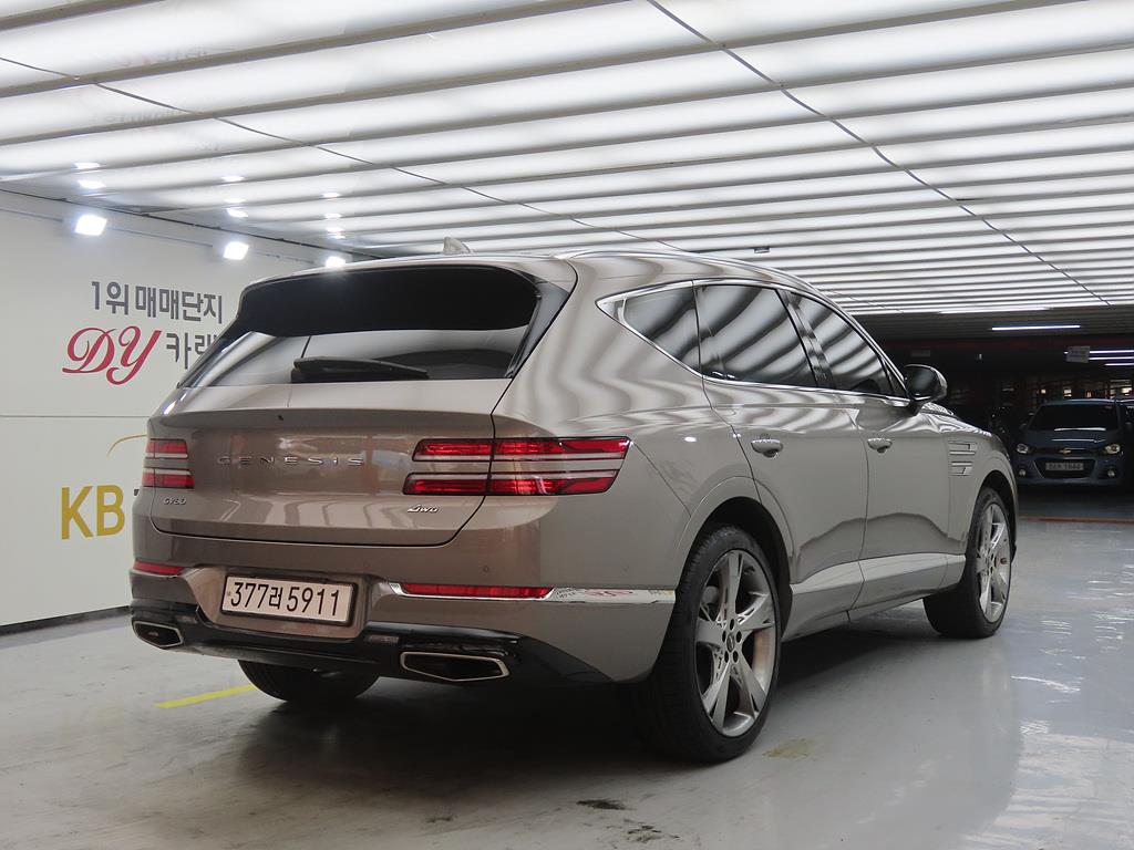 Genesis GV80 - Vista 4