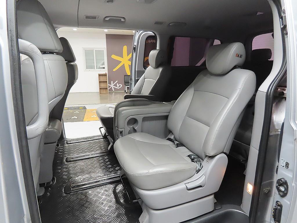 HYUNDAI Starex 2019 Plateado - Importación desde Corea - HF Imports Iquique - Foto 10