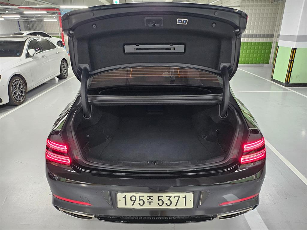 Genesis G80 - Vista 7