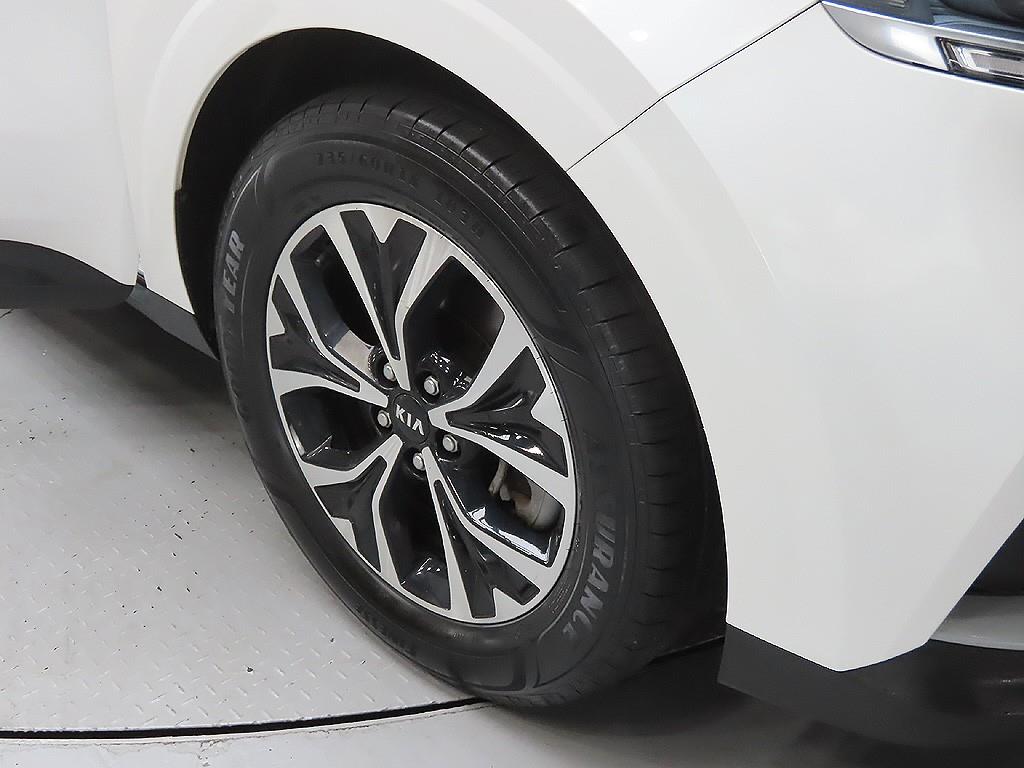 KIA Carnival - Vista 9