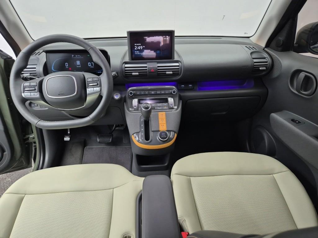 HYUNDAI Casper - Vista 5