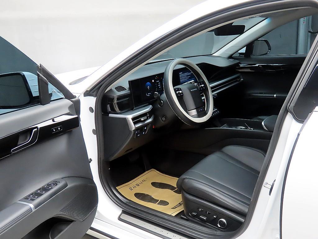 HYUNDAI Grandeur - Vista 5