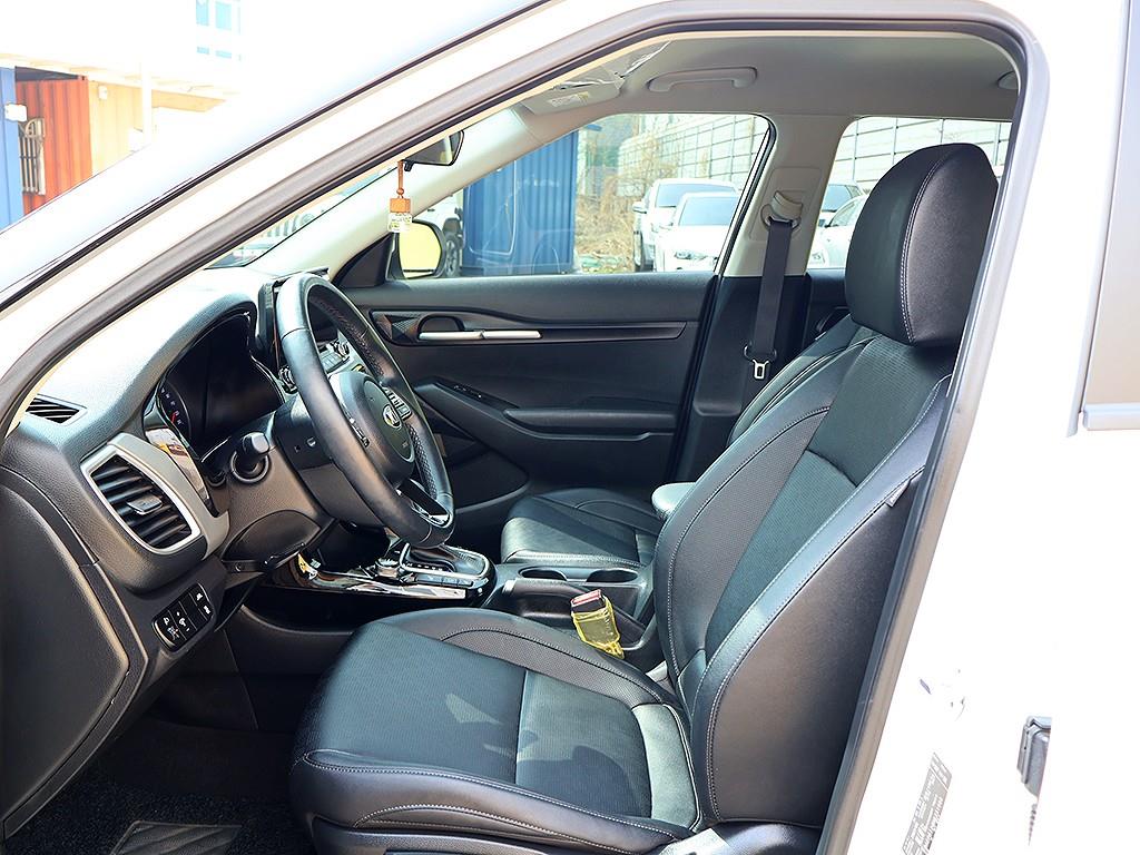 KIA Seltos 2022 Blanco - Importación desde Corea - HF Imports Iquique - Foto 13