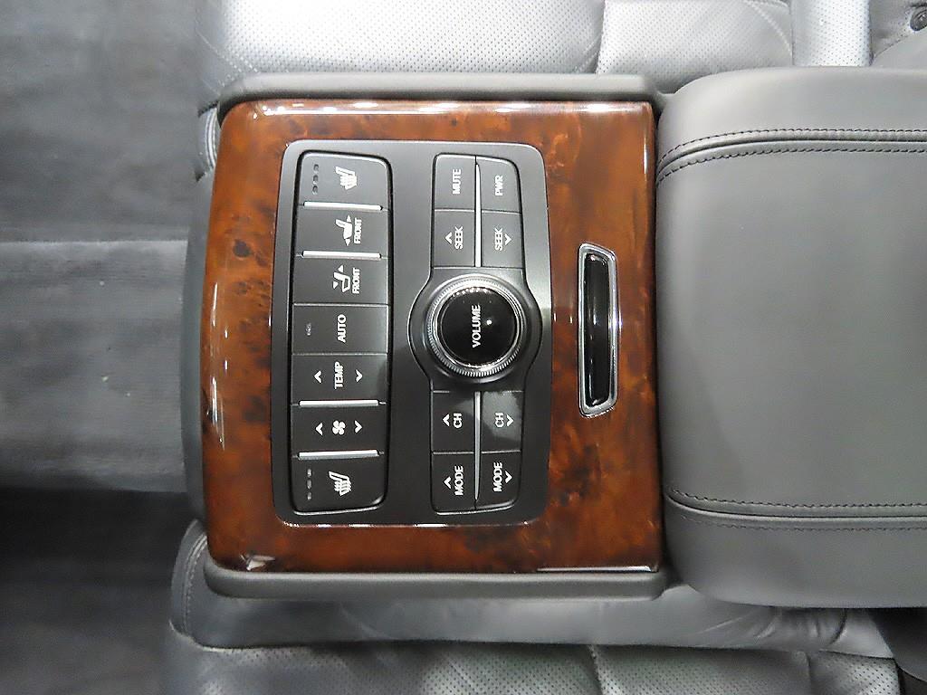 HYUNDAI Equus 2010 Negro - Importación desde Corea - HF Imports Iquique - Foto 9