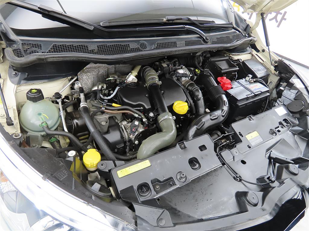 SAMSUNG QM3 2017 Blanco - Importación desde Corea - HF Imports Iquique - Foto 19