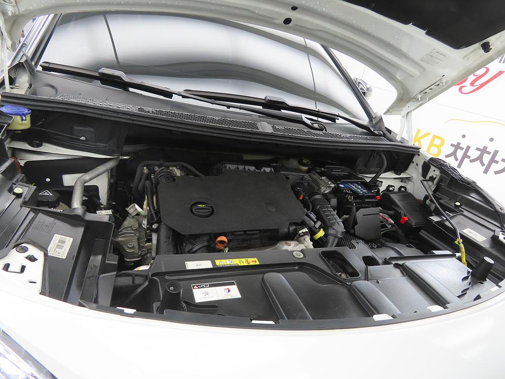 Peugeot 5008 2019 Blanco - Importación desde Corea - HF Imports Iquique - Foto 19