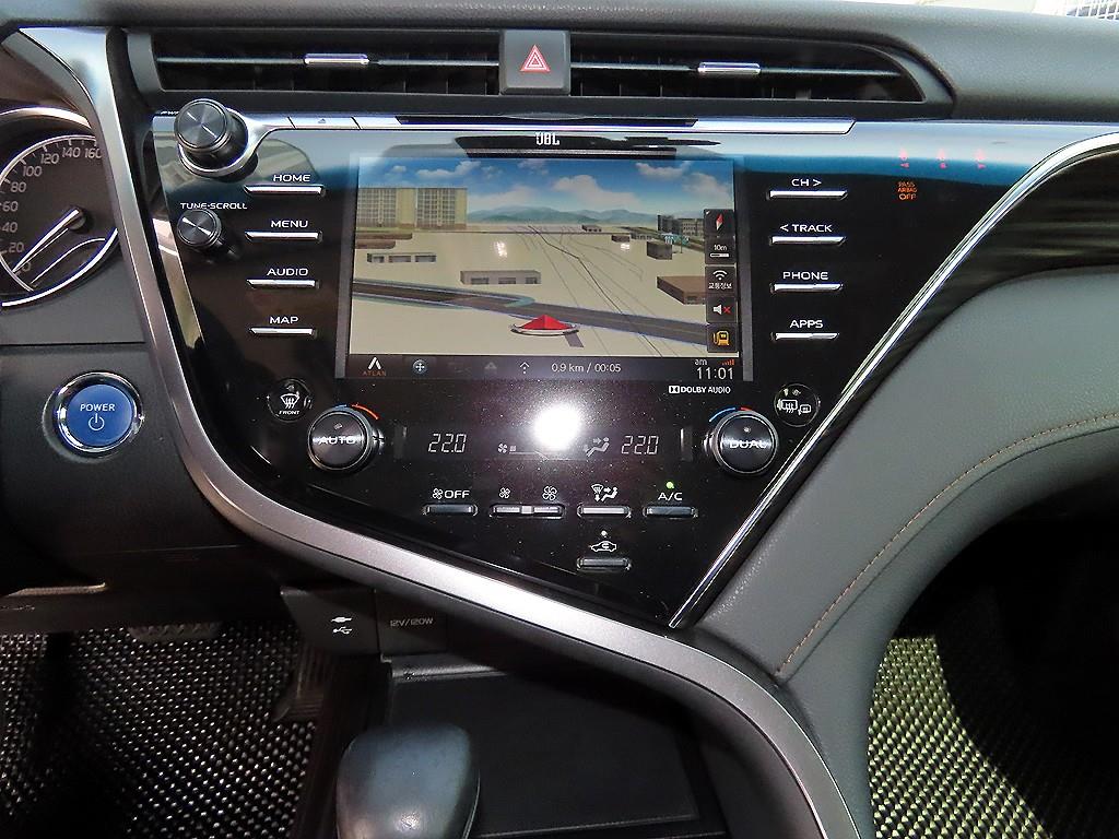 Toyota Camry 2018 Plateado - Importación desde Corea - HF Imports Iquique - Foto 13