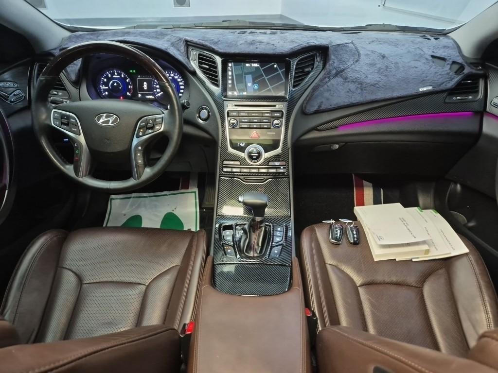 HYUNDAI Grandeur - Vista 7