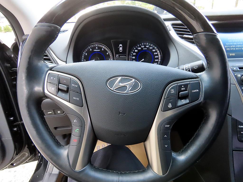 HYUNDAI Grandeur - Vista 8