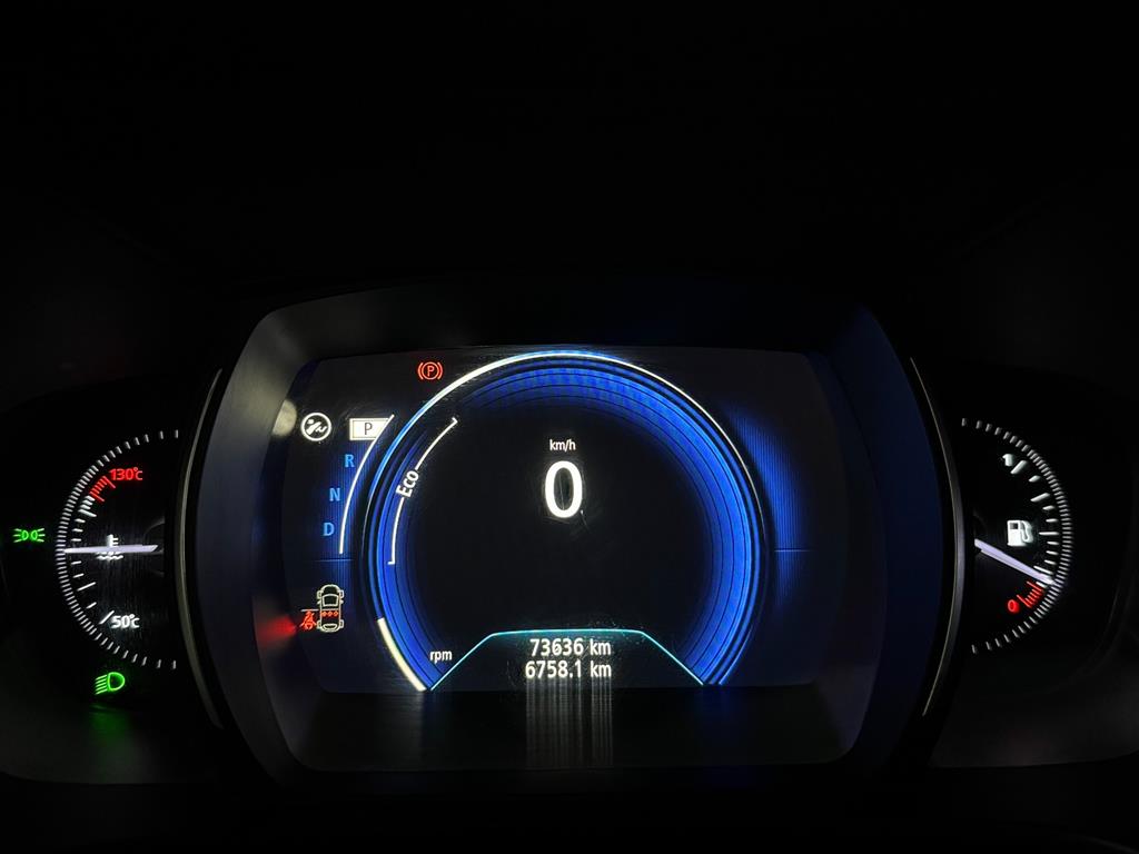 SAMSUNG QM6 - Vista 9