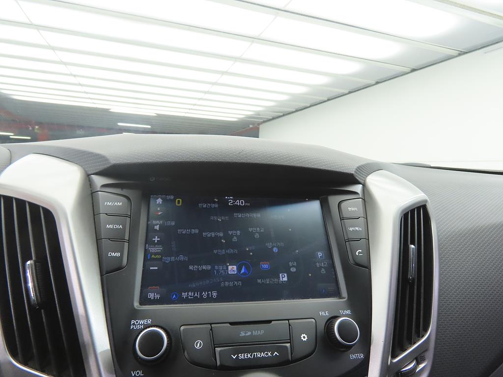 HYUNDAI Veloster 2017 Blanco - Importación desde Corea - HF Imports Iquique - Foto 13