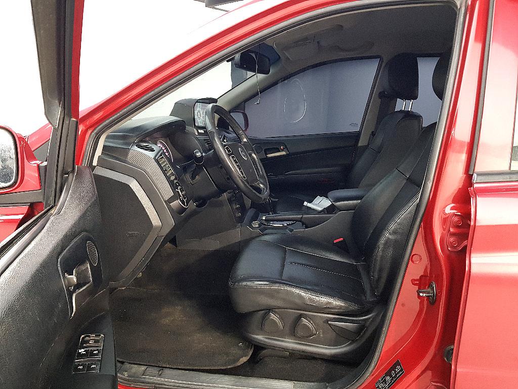 Ssangyong Korando - Vista 8