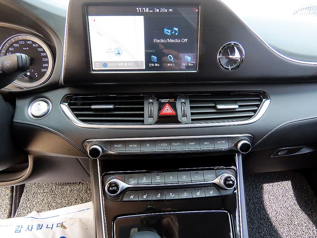 HYUNDAI Grandeur 2018 Plateado - Importación desde Corea - HF Imports Iquique - Foto 13