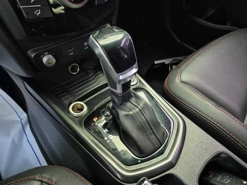 Ssangyong Tivoli - Vista 8