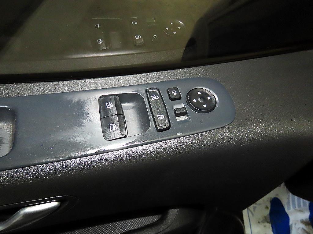 HYUNDAI Staria - Vista 12