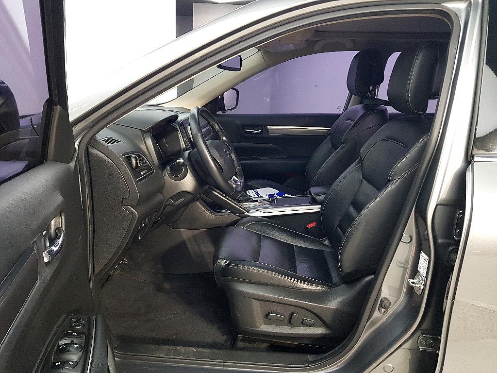 SAMSUNG QM6 - Vista 8