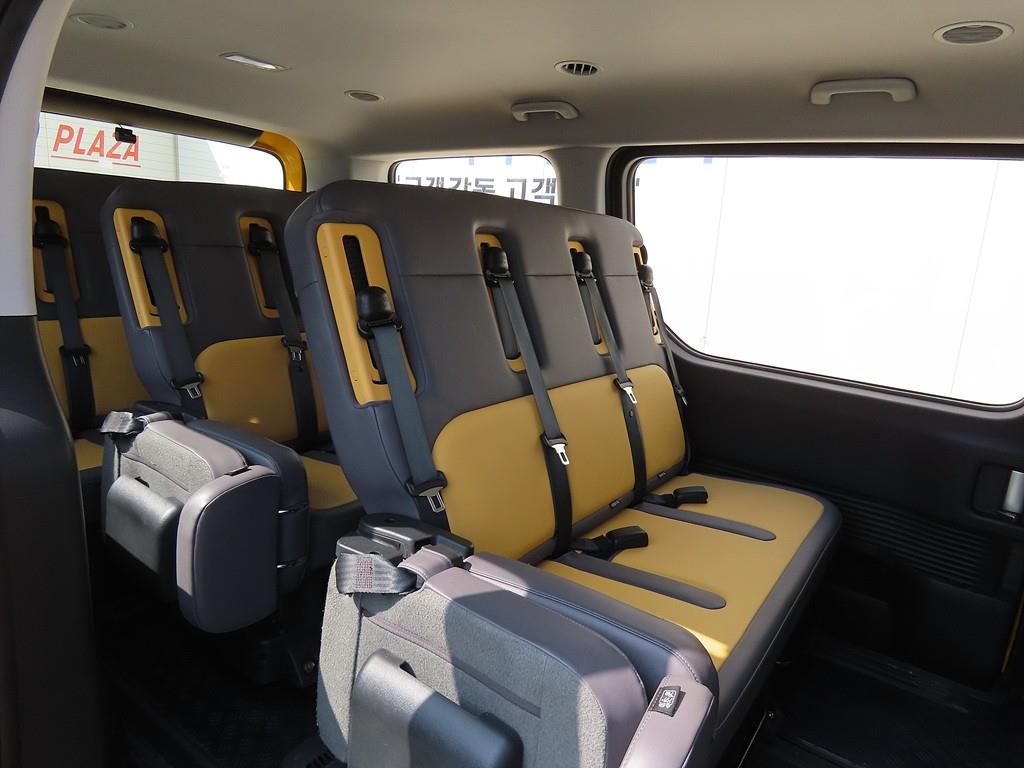 HYUNDAI Staria - Vista 7