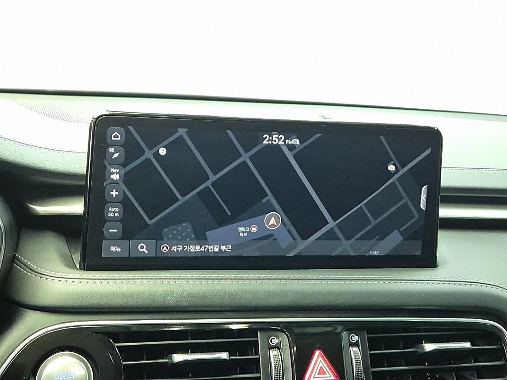 Genesis G70 - Vista 7