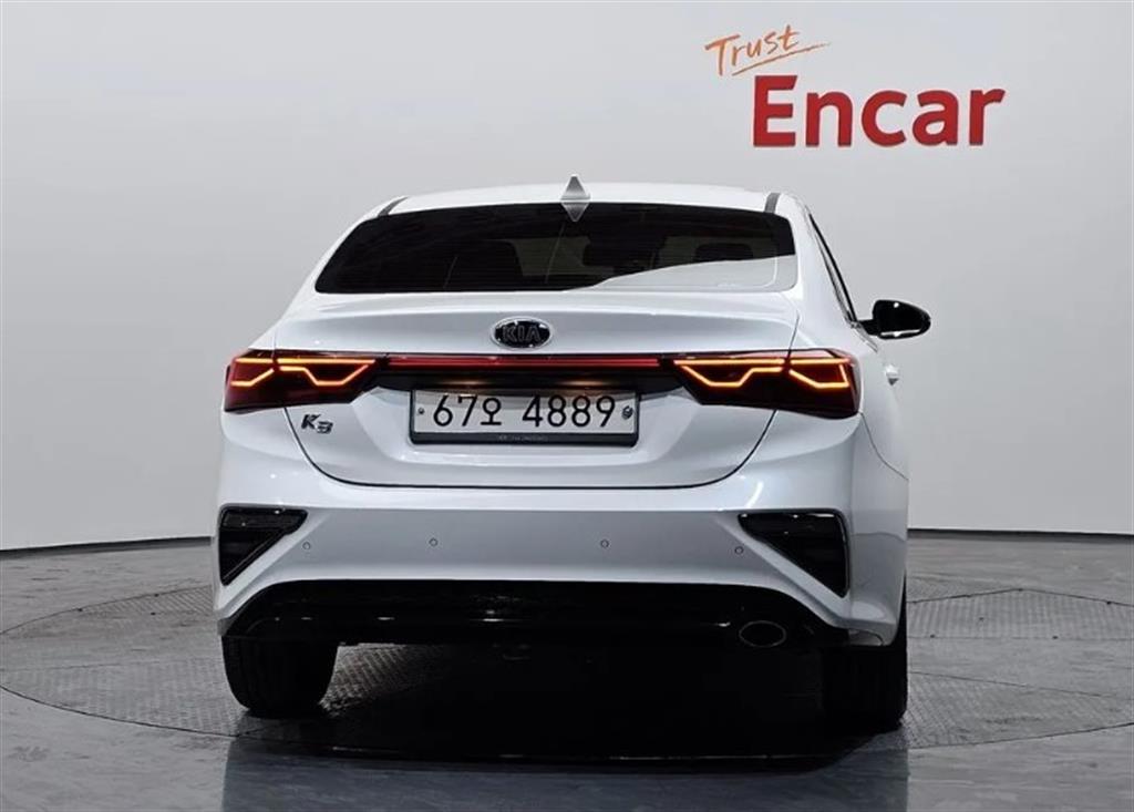 KIA K3 - Vista 4