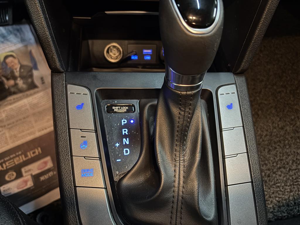 HYUNDAI Avante - Vista 8