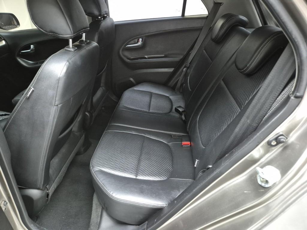 KIA Morning - Vista 11