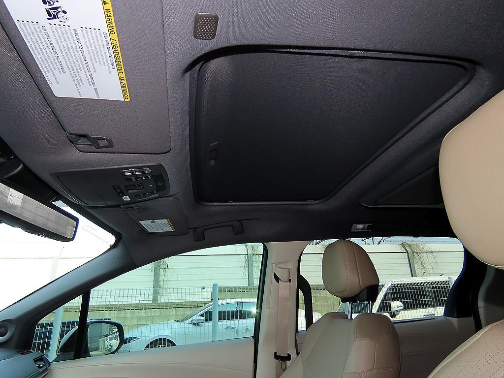 Toyota Siena 2023 Blanco - Importación desde Corea - HF Imports Iquique - Foto 15