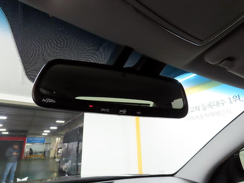 HYUNDAI Equus 2010 Negro - Importación desde Corea - HF Imports Iquique - Foto 18