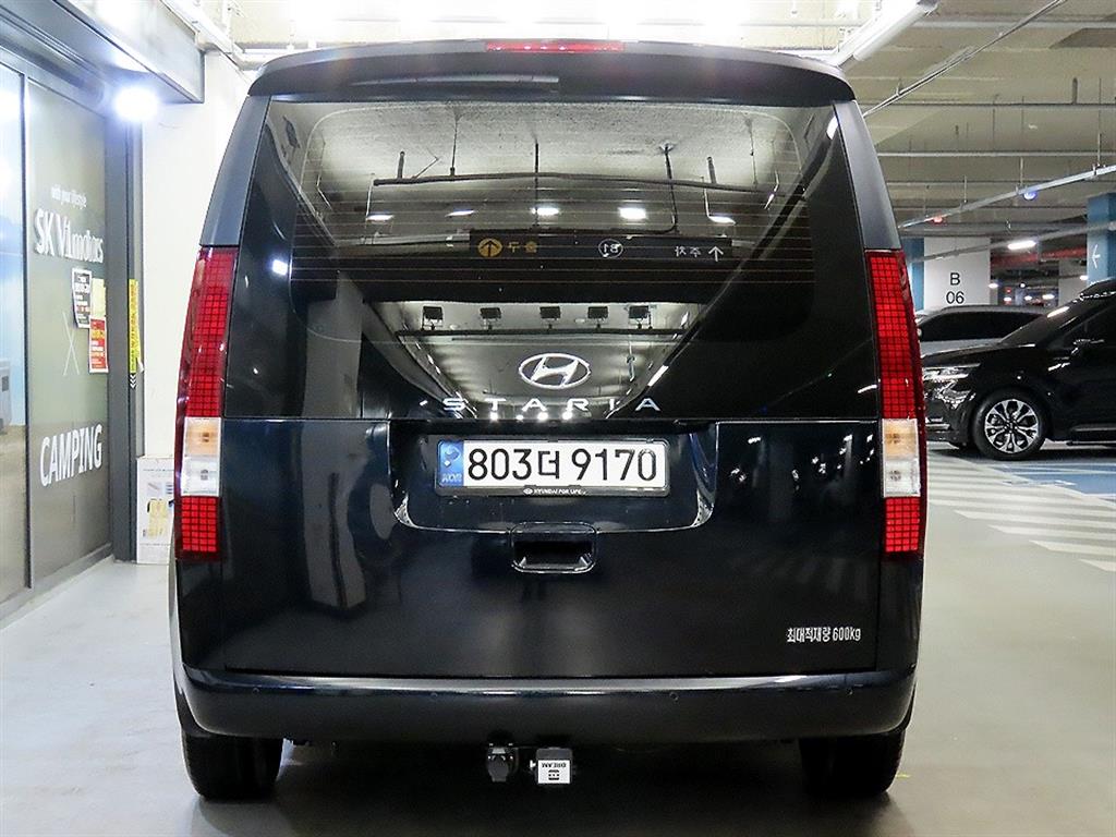 HYUNDAI Staria - Vista 5