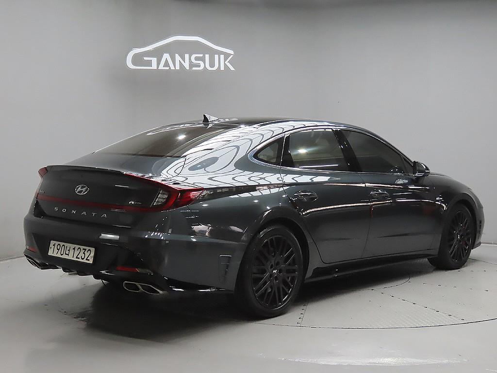 HYUNDAI Sonata - Vista 7