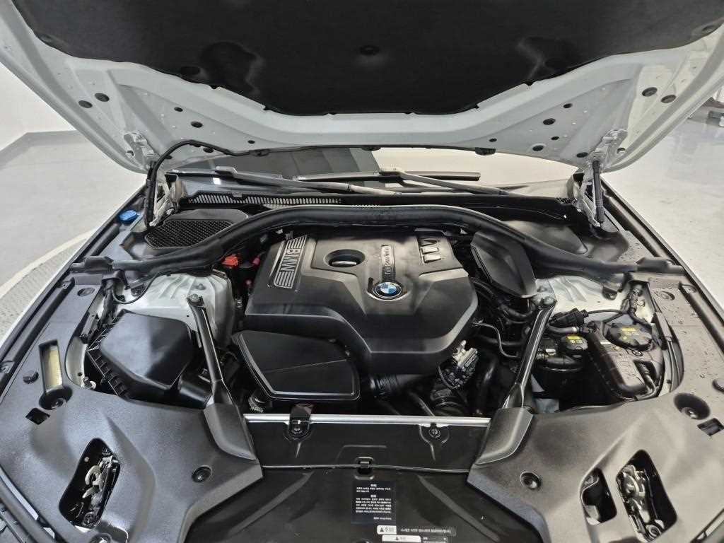 BMW 5 Series - Vista 5