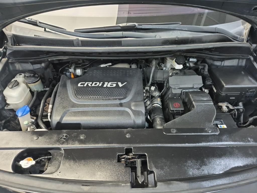 KIA Carnival - Vista 5