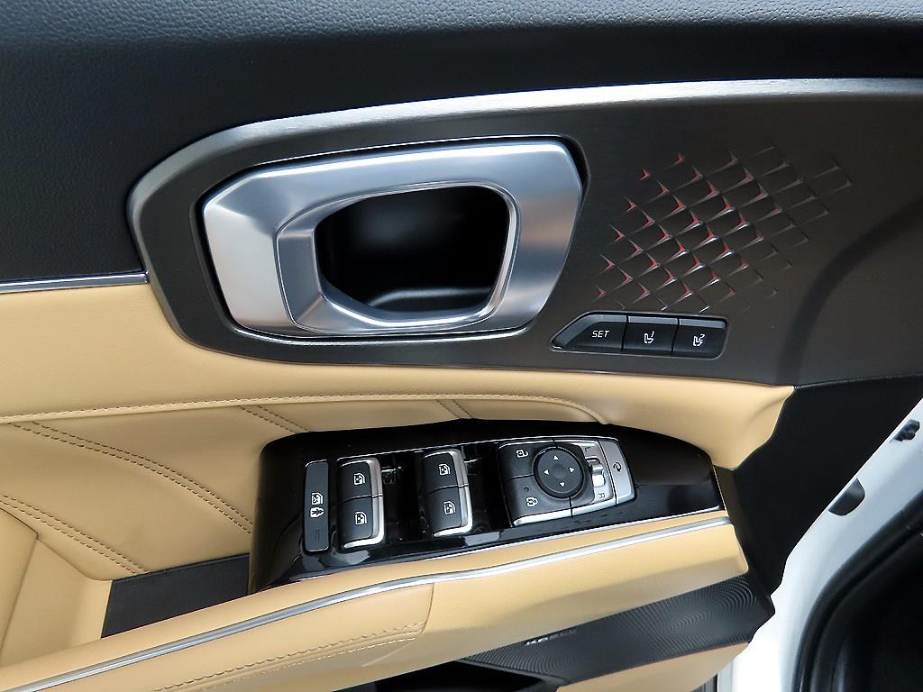 KIA Sorento - Vista 11