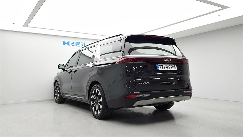 KIA Carnival - Vista 6