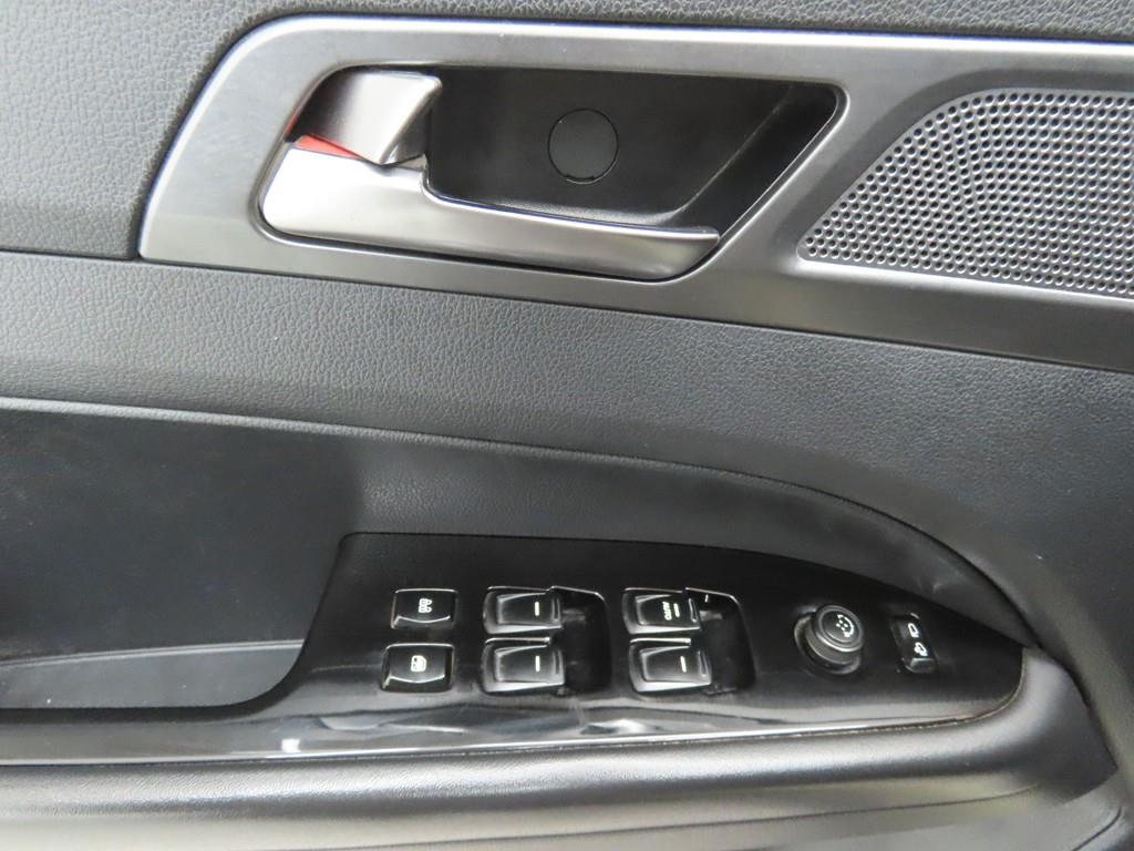 Ssangyong Rexton - Vista 9