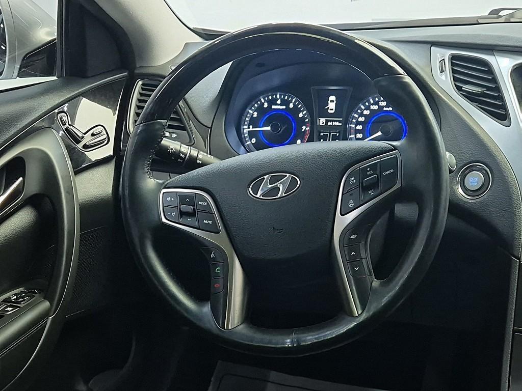 HYUNDAI Grandeur - Vista 9